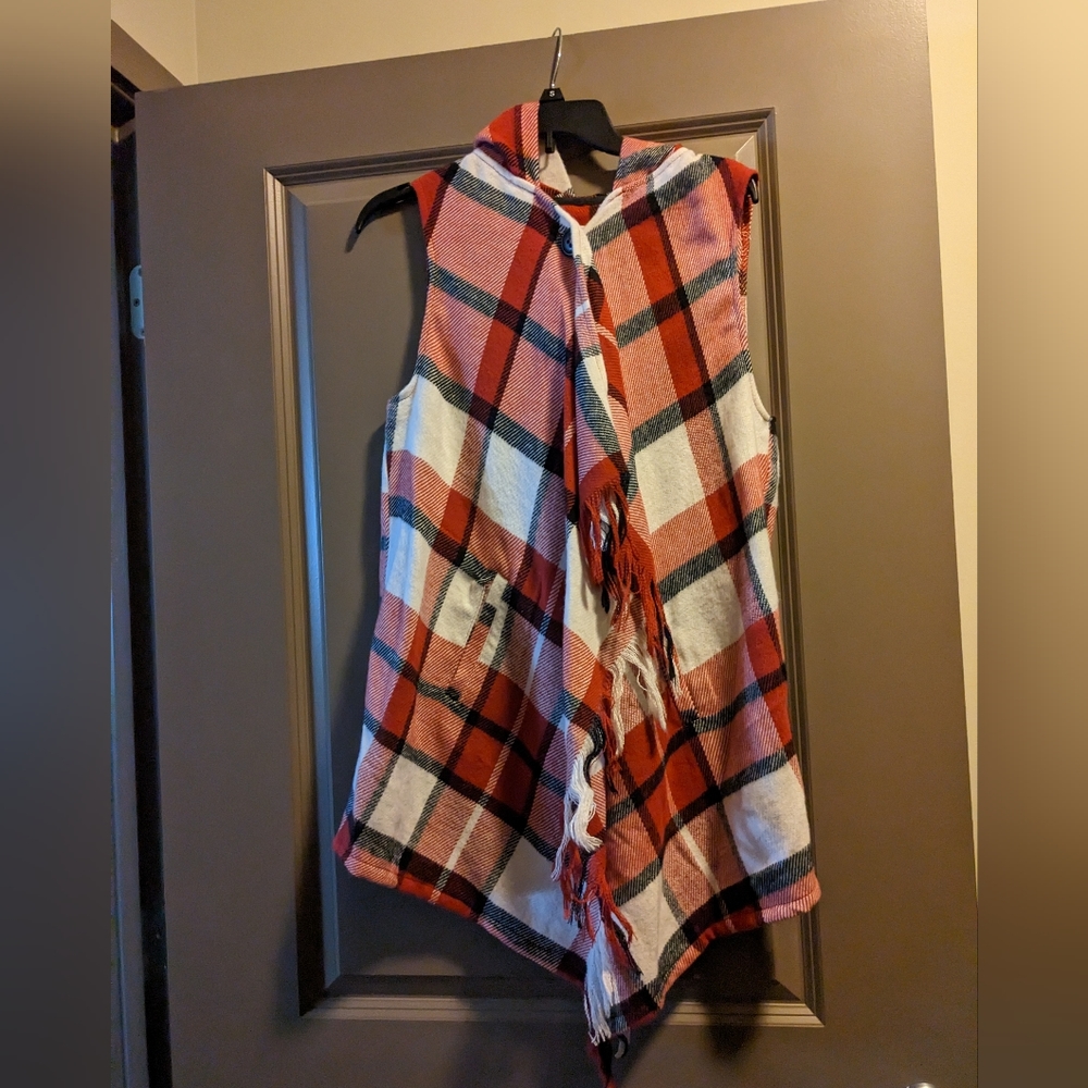 NWT Hooded Fringe Flannel Shawl